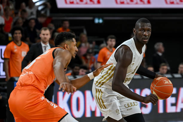 影片讲述了 影片讲述了